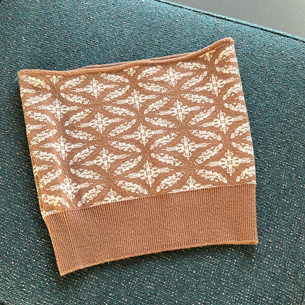 Brown sweater top